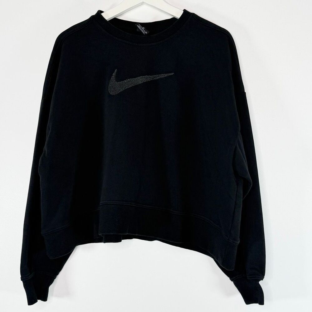 Nike Training Boxy Fit Crewneck Cropped Slouchy Chenille Logo Swoosh Sweat Shirt - Picture 1 of 9